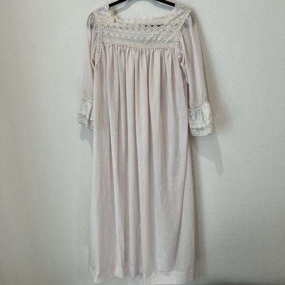 Vintage Christian Dior Nightgown Light Pink Soft Nylon With Lace Size L - Picture 1 of 9